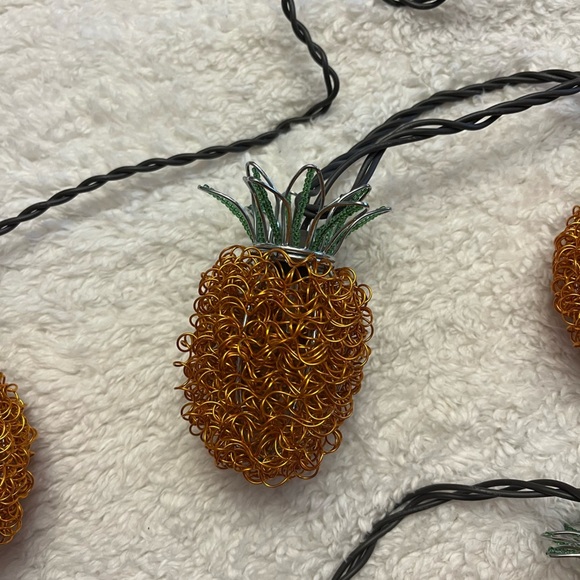 Pineapple String Lights - Picture 2 of 3